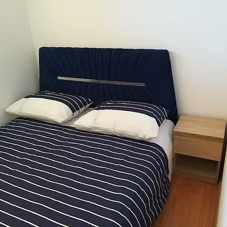 Apartman Nice On Quite Location Near City Center *
